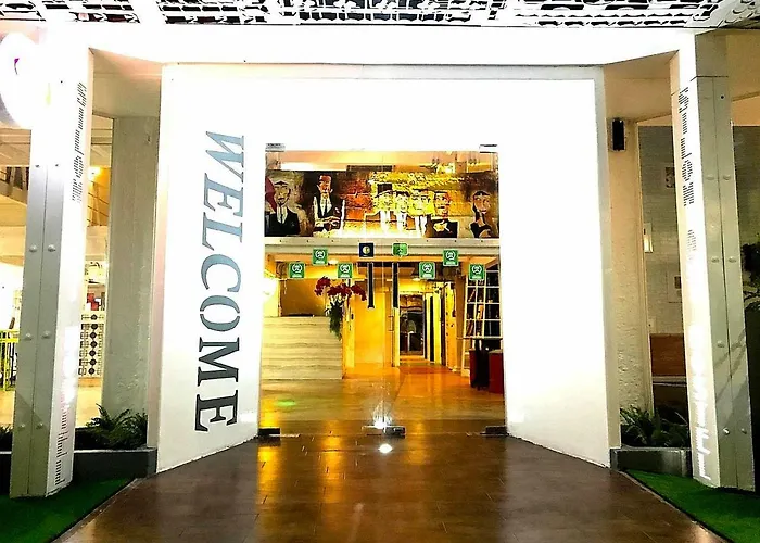 Silom Art Hostel Bangkok
