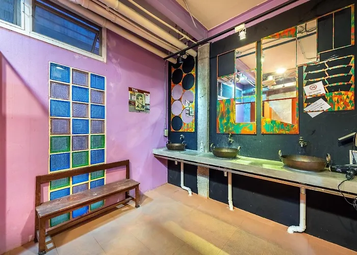 Silom Art Hostel Bangkok